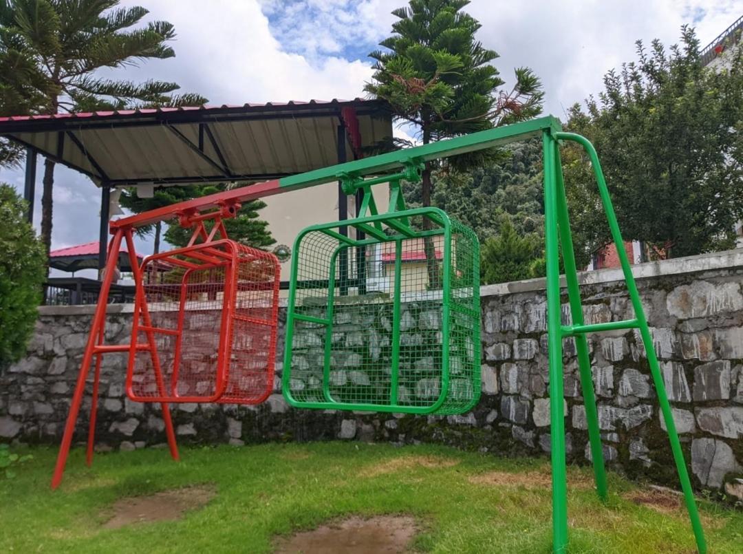 Mist N Meadows Resort Rājgarh Exteriör bild